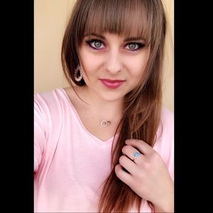 Meet your Posher, Logan